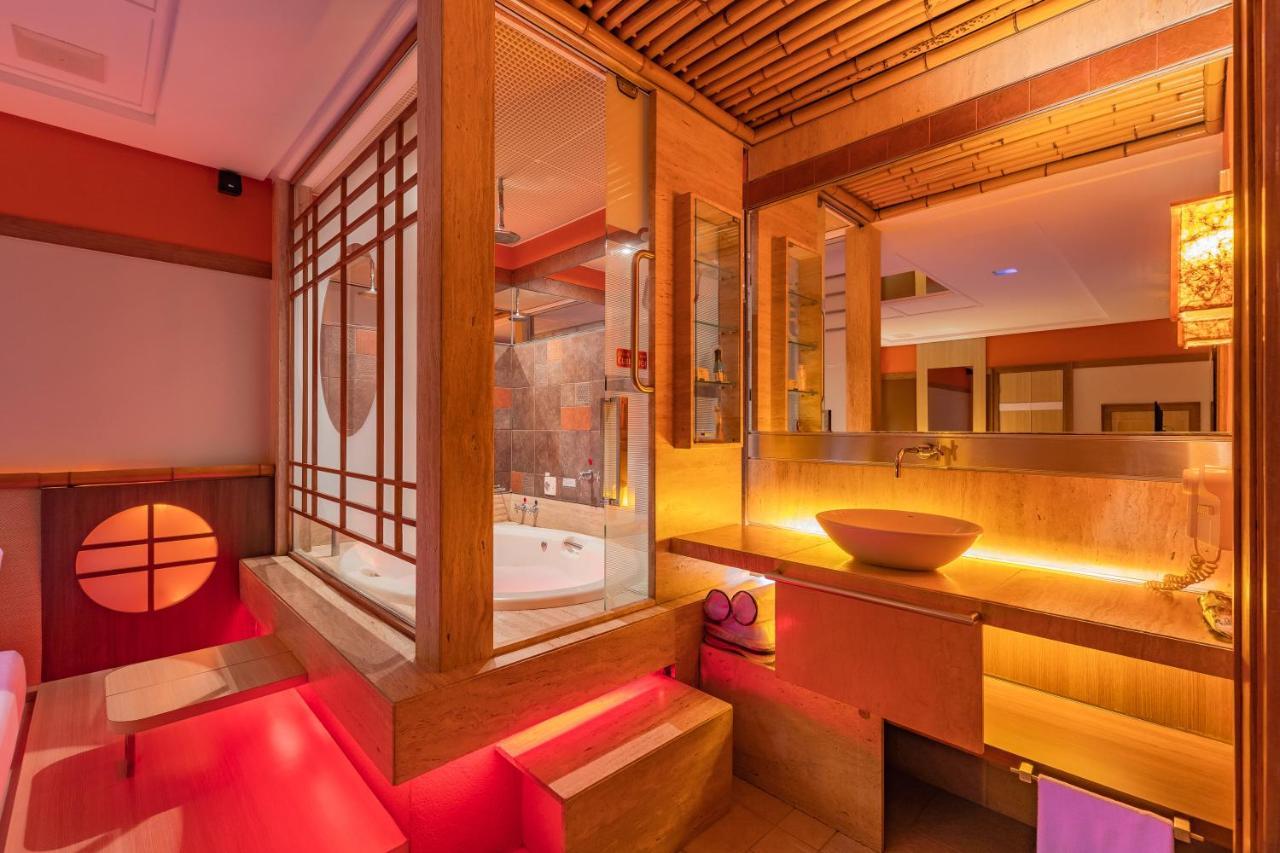 Dragon Motel (Adults Only) Fortaleza  Luaran gambar